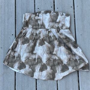 Chic Strapless Tie-Dye Top